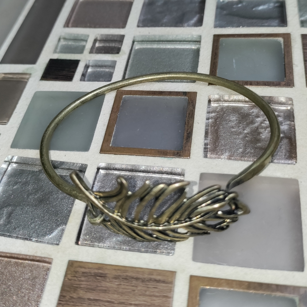 Vintage Bronze Leaf bracelet